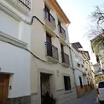 Fuente El Boticario Bed & Breakfast