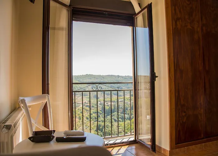 Bed and breakfast Fuente El Boticario 3*